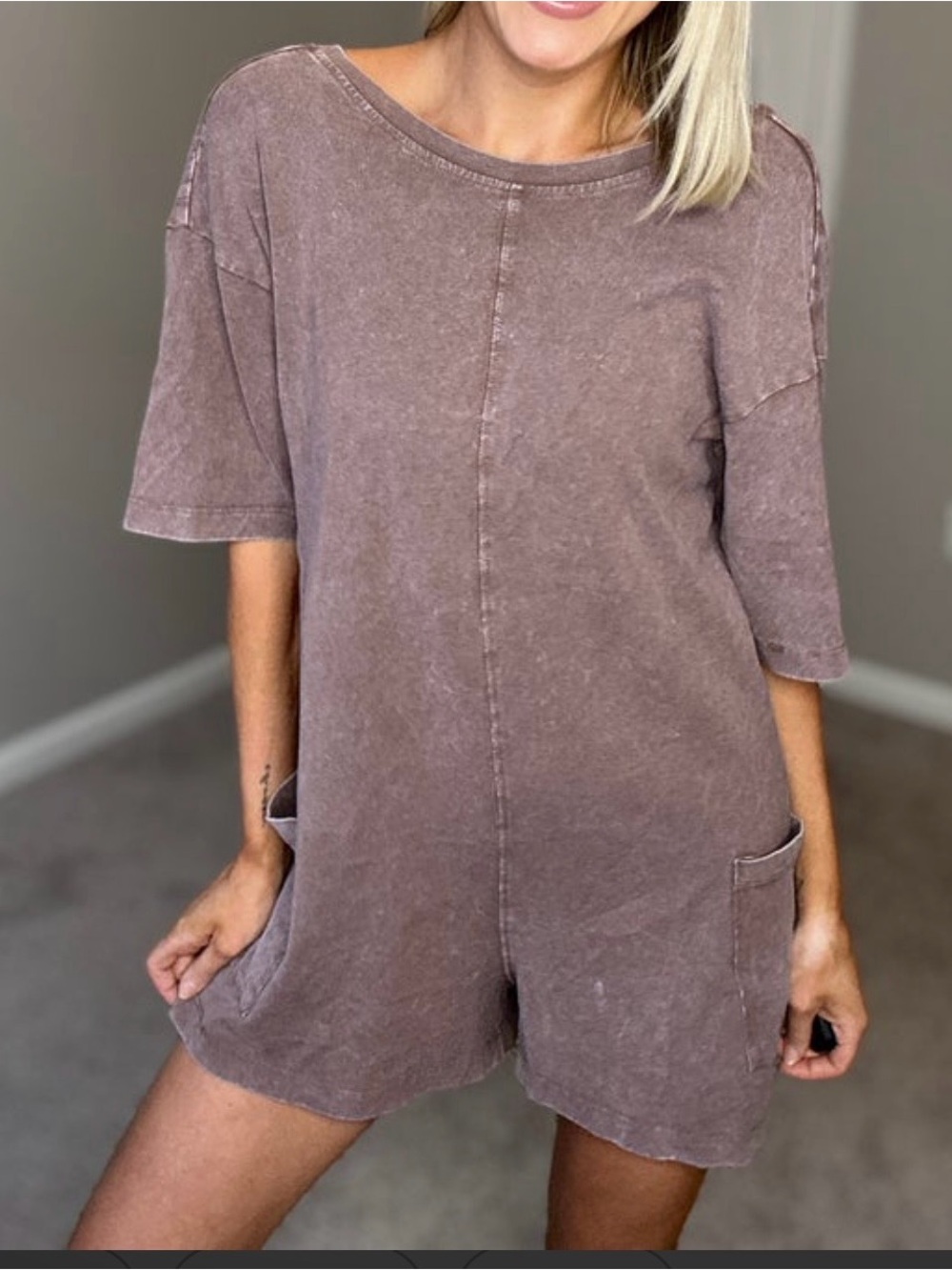 Double Zero Short-Sleeve Romper NWOT